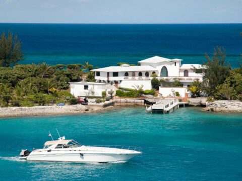 Caribbean Honeymoon Guide: Best Destinations & Resorts – The Honeymoon Edit