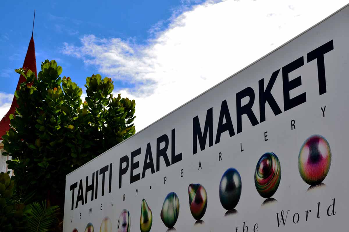 Tahiti Pearl Market