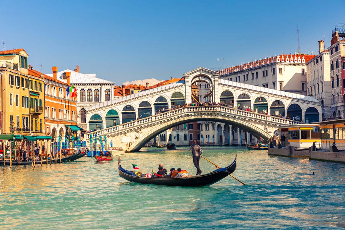 Rialto Bridge in Venice, Italy