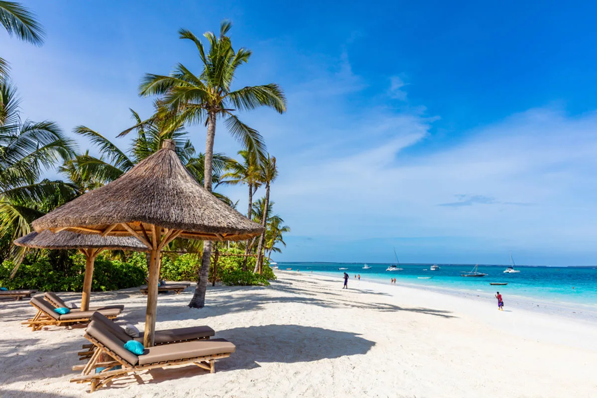 Download wallpaper beach, the sky, clouds, the ocean, calm, Zanzibar  island, Zanzibar Island, section nature in resolution 2560x1440