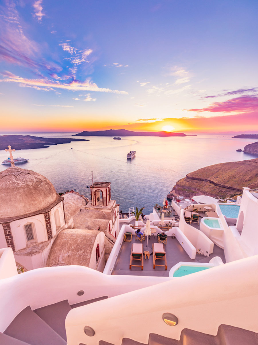 The Ultimate Santorini Honeymoon Guide